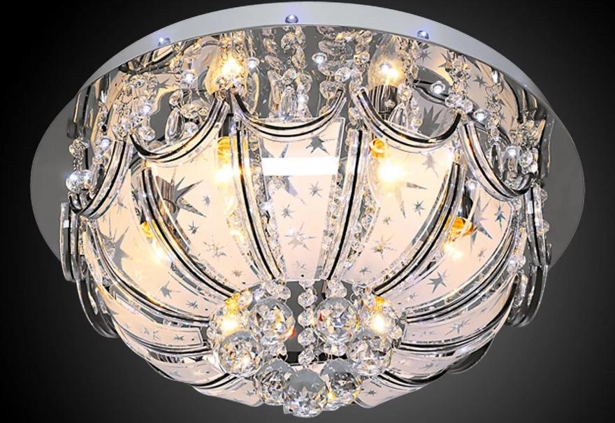 Żyrandole LED prezentują się spektakularnie.