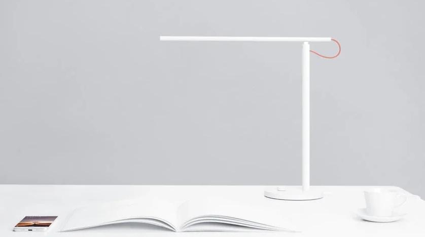 Ako si vybrať stolnú lampu