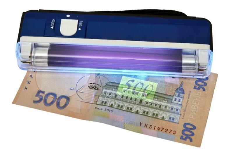 คุณสมบัติของไฟฉายอัลตราไวโอเลต