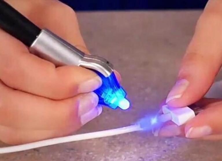 คุณสมบัติของไฟฉายอัลตราไวโอเลต