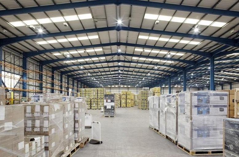 Колкото по-ниски са таваните в стаята, толкова по-ниска е категорията на склада.