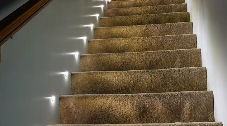 ตัวเลือกในตัวสะดวกที่สุดในการใส่ผนังยิปซั่ม