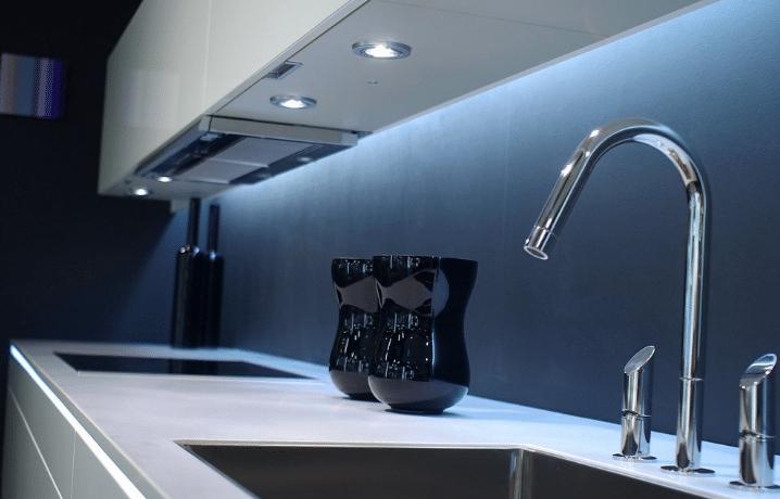 Hideg színek a konyhában