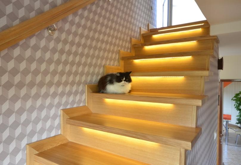 การติดตั้งแถบ LED เป็นเรื่องง่าย