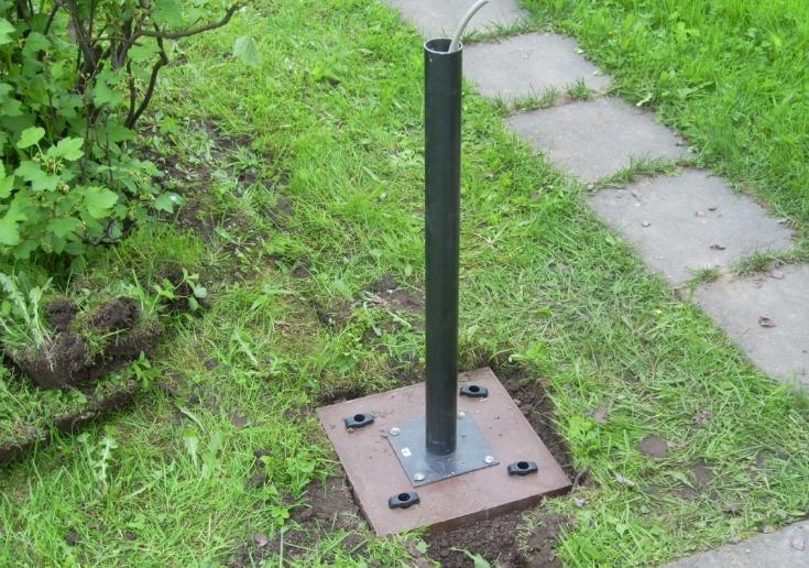 如何用即興材料製作路燈