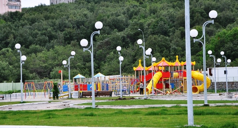 ไฟสนามเด็กเล่น