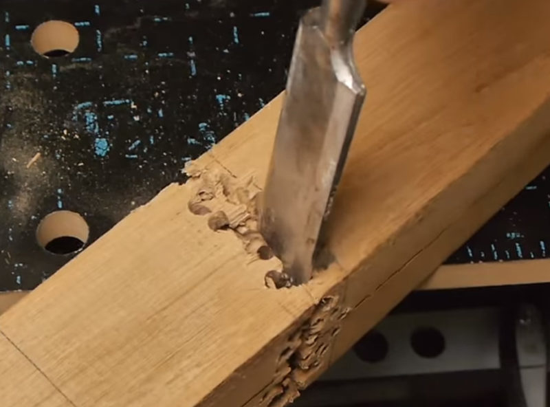 Intressanta lampor gjorda av trä och epoxiharts