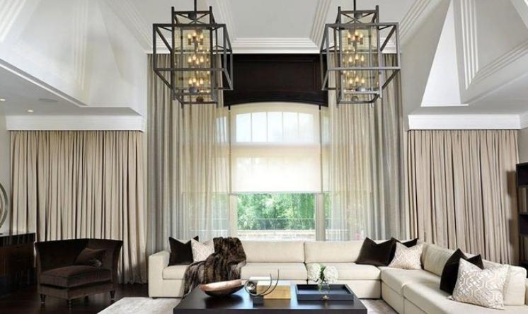 Два еднакви полилея