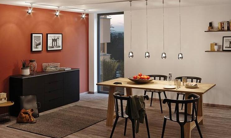 Fel lehet tenni a gyűjtősínt