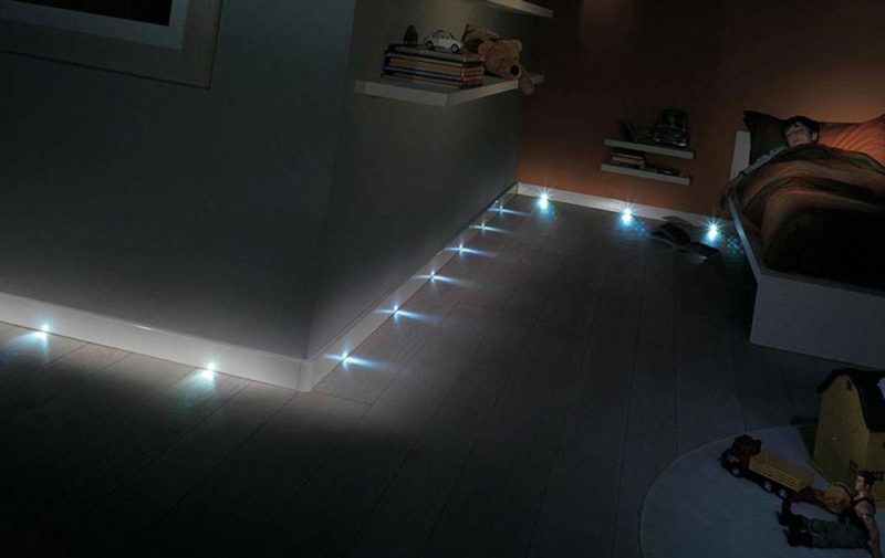 การติดตั้งฐานตั้งพื้นพร้อมไฟส่องสว่างด้วยตัวเอง