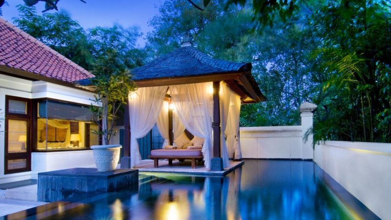 belysning av en gate arbor.