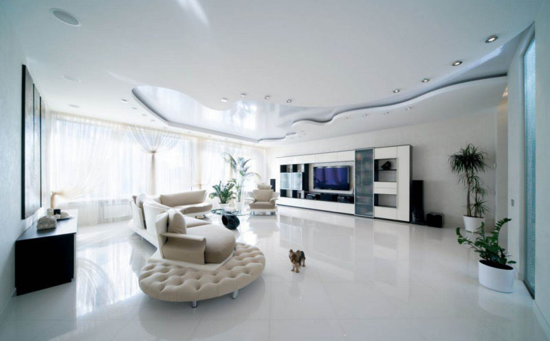 帶拉伸天花板的房間的照明選擇