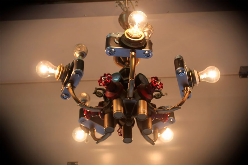 โคมระย้าและไฟเพดานที่ทันสมัยในการตกแต่งภายใน