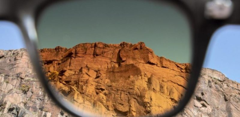 Apakah polarisasi cahaya dan aplikasi praktikalnya