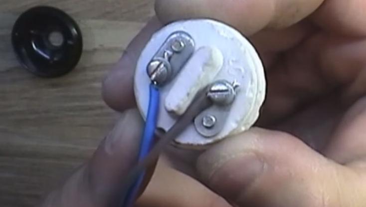 Kasetės keitimas lempoje savo rankomis