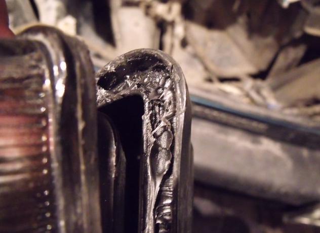 Automobilio priekinių žibintų sandariklio naudojimas