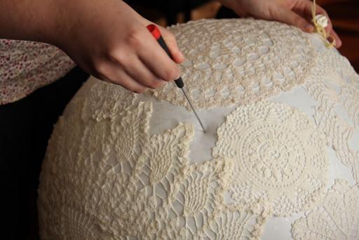 Žingsnis po žingsnio instrukcijos, kaip savo rankomis pasidaryti abažūrą