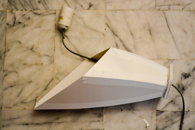 Gyönyörű házi készítésű lámpák rögtönzött anyagokból