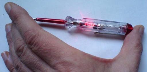 Išsamios šviesos jungiklio išmontavimo instrukcijos