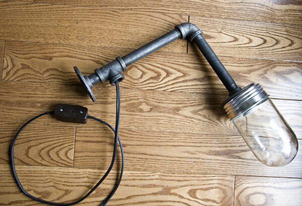 Gyönyörű házi készítésű lámpák rögtönzött anyagokból