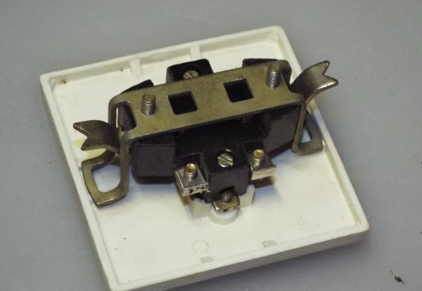 Hvordan reparere lysbrytere hjemme