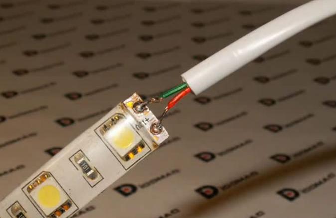 كيف تصنع الإضاءة الخاصة بك