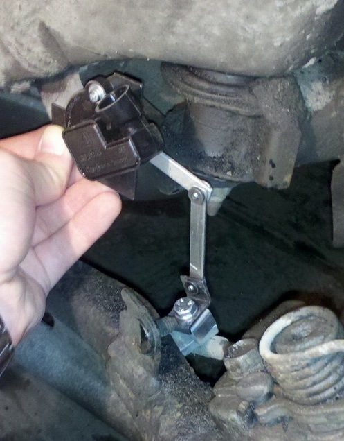 Installere auto-korrektor frontlykter