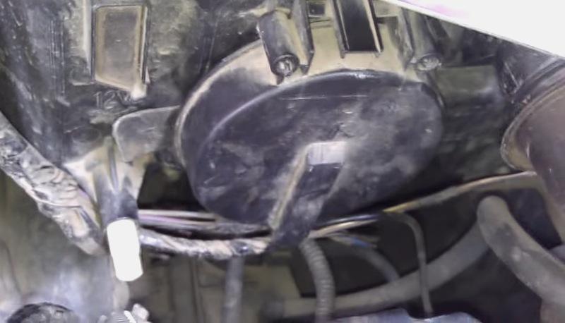 วิธีเปลี่ยนหลอดไฟหน้า