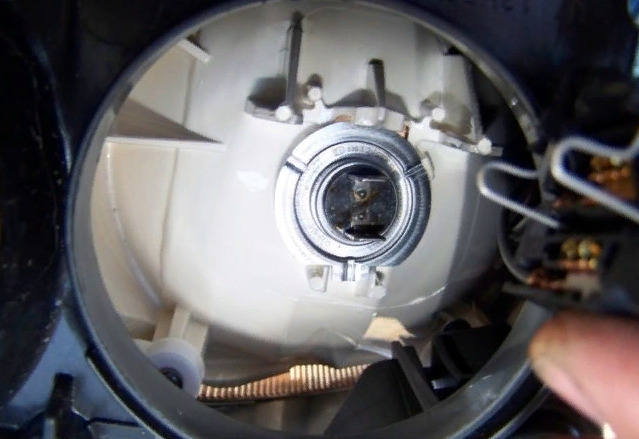 Milyen izzók vannak a Ford Focus 2-ben?